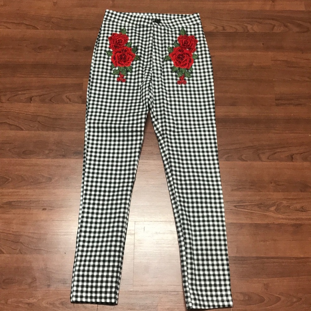 Shein Embroidered  High Waist Pant